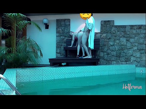 ❤️ Šef poziva sobaricu na bazen, ali nije mogao odoljeti vrućini ️ Super porno na bs.filmexxx18.ru ️❤